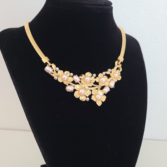 Rare Vintage Trifari Necklace Choker Floral Goldt… - image 1