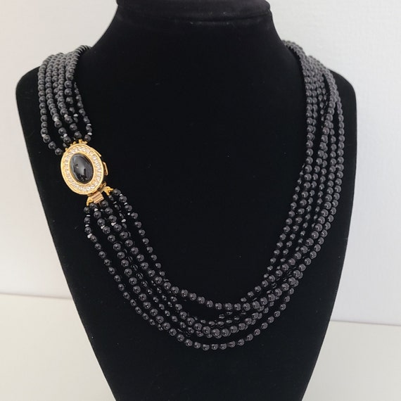 Chic Vintage Necklace Black Beads With Gold-tone Clasp