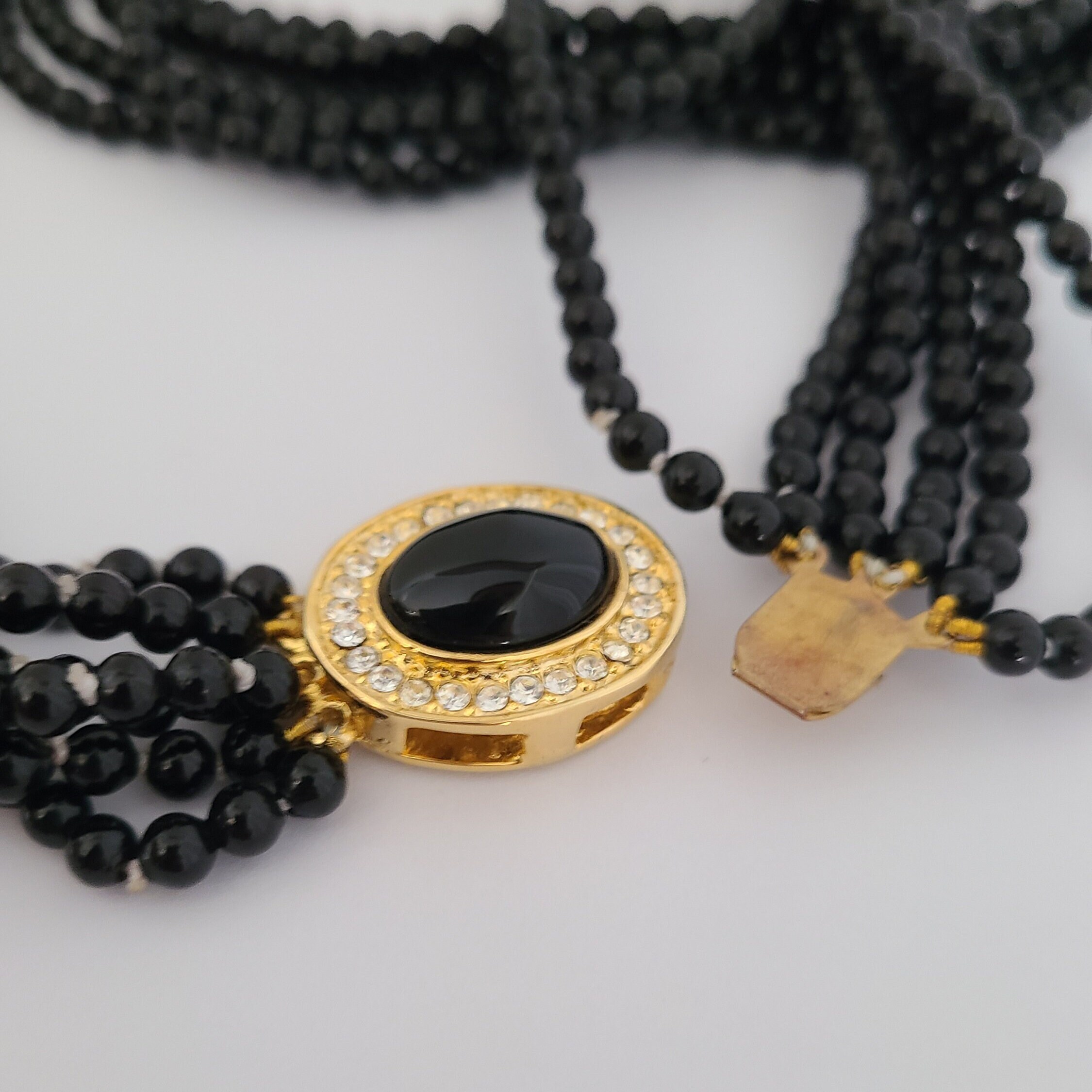 ■VINTAGE HOLLYWOOD■ Black Stone Beads Necklace VH2478NE07 Vintage Black Stone Jet Bead Necklace - Etsy
