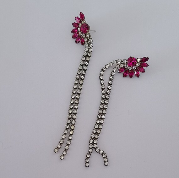 Vintage Massive Drop Earrings Fuchsia Pink and Cl… - image 5