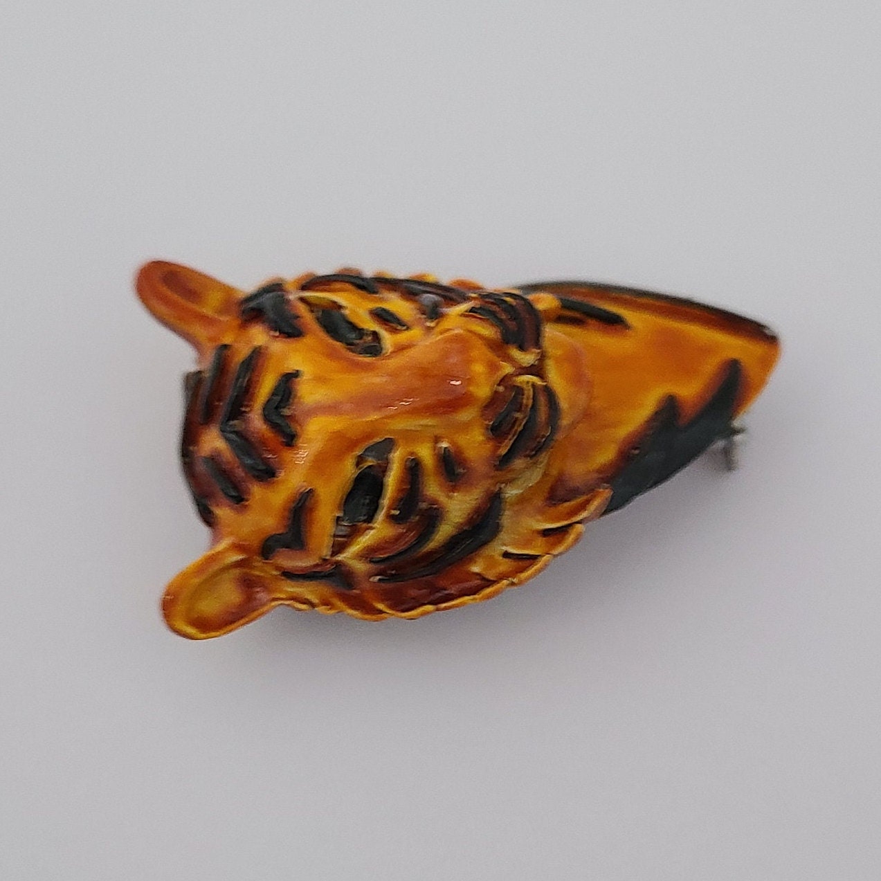 Broche Vintage Tigre En Relief - Or Poli Et émail Noir, Bijou Rétro Années 70-80
