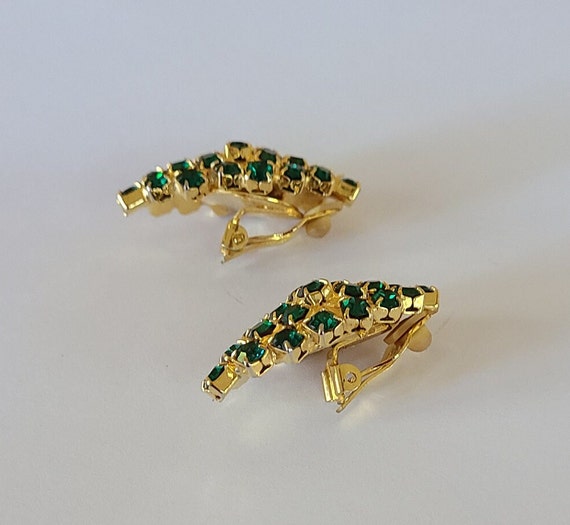 Vintage Clipon Earrings Vibrant Green Crystals Ma… - image 4