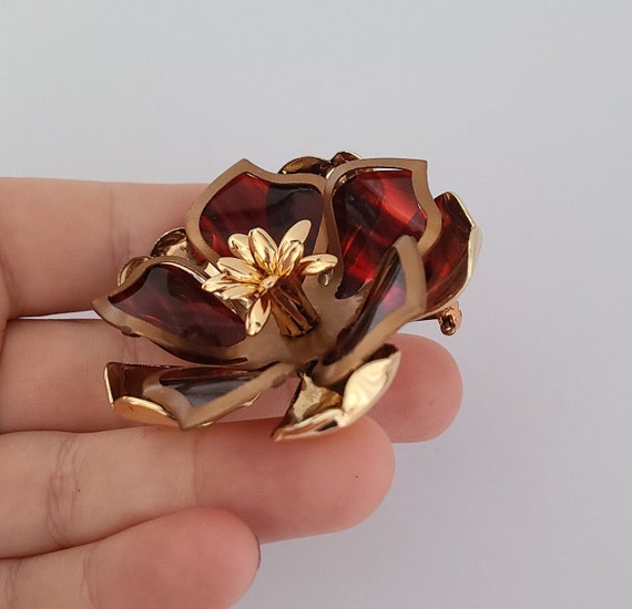 Vintage SET Floral Brooch and Clip-on Earrings Re… - image 7