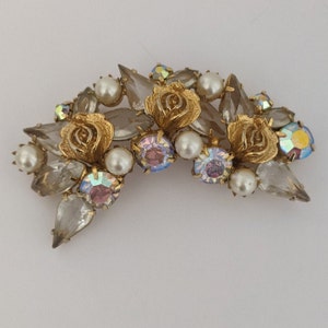 Vintage Weiss Brosche Goldene Rosen Klare Farbe Kristalle Aurora Borealis Kristalle Faux Perlen