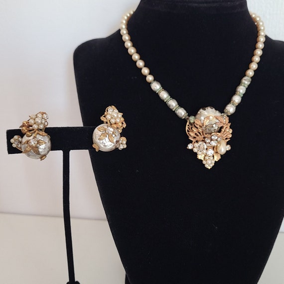 Collectible Vintage Original by Robert Set: Choker Necklace & Clip 