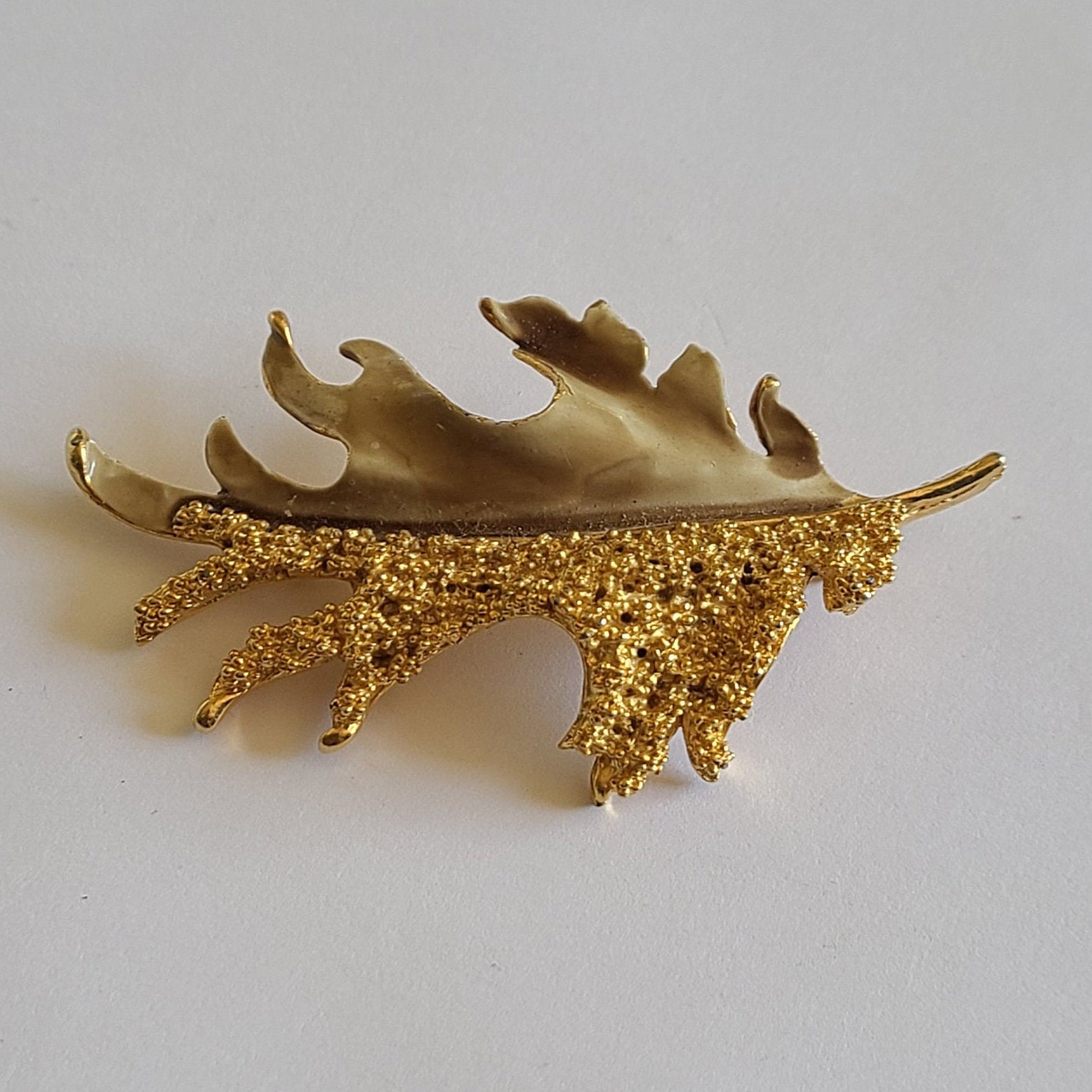 Vintage BSK Brooch Leaf Design Textured Gold-tone Metal and - Etsy UK