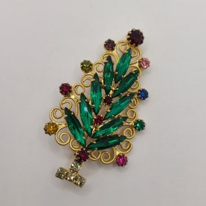 Collectible Vintage Hobe Christmas Tree Brooch signed