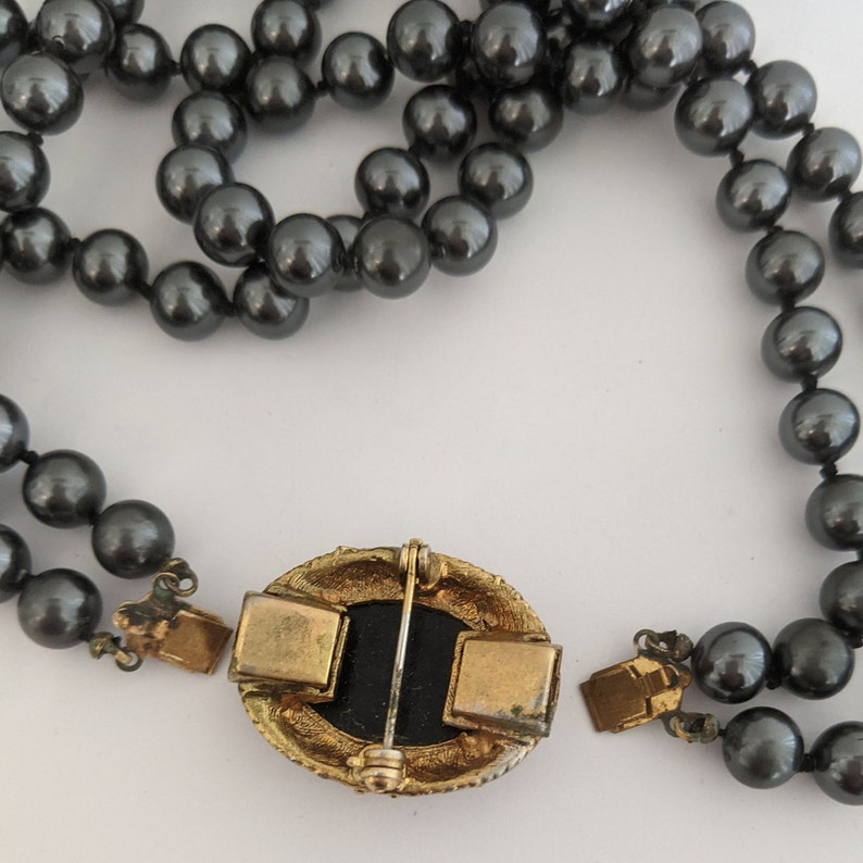 Vintage Necklace Convertible Central Section Detach as a Brooch Hematite Hand-Knotted Necklace Cameo Brooch Clasp