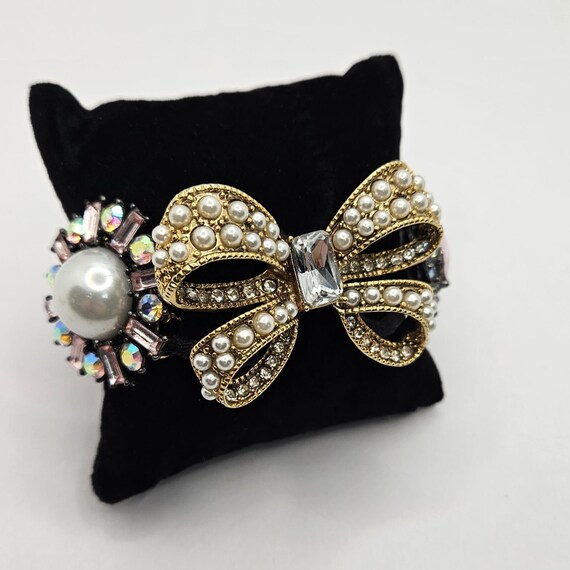 Retired Betsey Johnson Cuff Bracelet Intricate Bow With  display picture 1