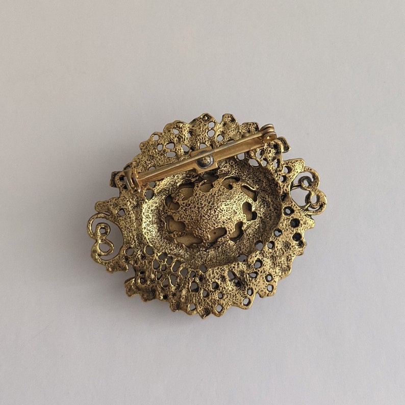 Vintage Brooch Victorian Style Floral Intricate Design Large Emerald Green Glass Cabochon