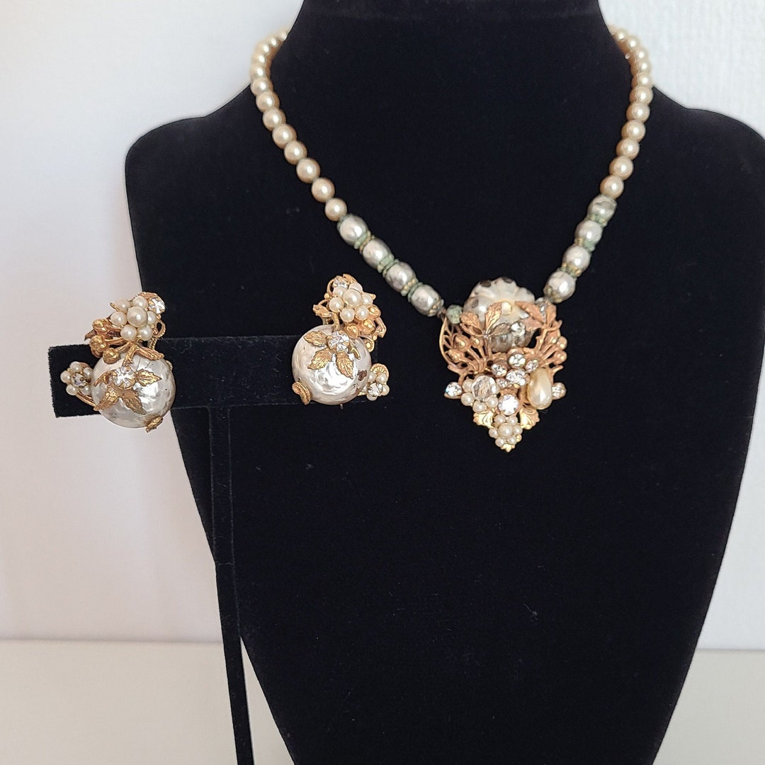 ピアス VINTAGE HOLLYWOOD Ribbon Pearl Earrings 4BNY557 il_1080xN.3591572247_fxsf.jpg