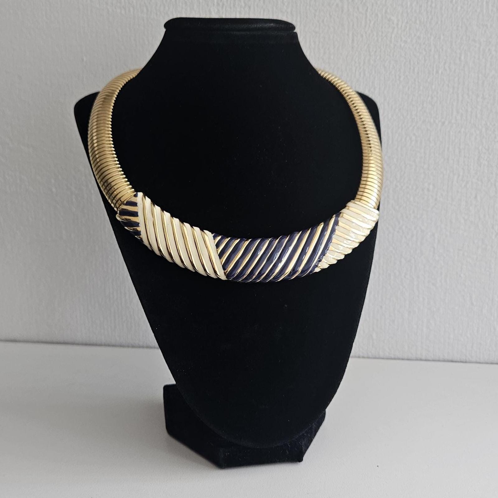 Massive Omega Choker in Gold Metal With Beige and Blue Enamel 
