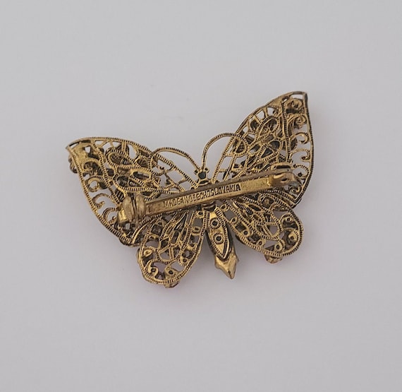 Vintage Butterfly Brooch Antique Goldtone Metal C… - image 4