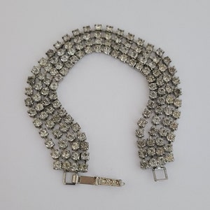 Vintage Bracelet Clear Color Crystals Silvertone Metal Security Chain