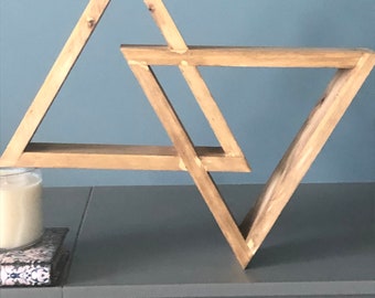 Essential Oil, Nail Polish, Ornament Shelves - Intersecting Triangles