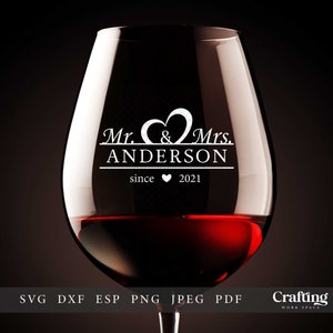 Archivos SVG de vaso de vino con monograma personalizado para Sr. y Sra. / Copas de champán, regalo de aniversario de bodas para pareja / Grabado en tabla de cortar