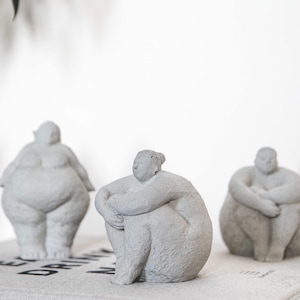 Abstract Curvy Lady Sculpture | Plus Size Body Positive Nordic Woman Ornament | Concrete Shelf Decor | Bookend | Paperweight