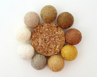 handmade temari balls - core balls - coffee set of 9 different colours gradually varied. Diameter of 20mm.