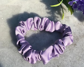 Elástico de cabelo fino roxo lavanda (2 unidades)