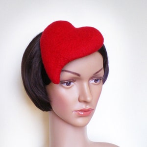 Fashion Red Valentine Heart Fascinator, Alice in Wonderland Queen of Hearts, Red Cocktail Hat