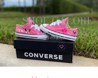 minnie mouse converse shoes