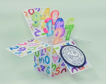 Carte d'anniversaire arc-en-ciel 3D faite main dans une boîte