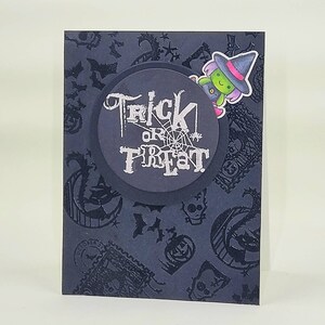 Cartão giratório de bruxa de Halloween fofo feito à mão