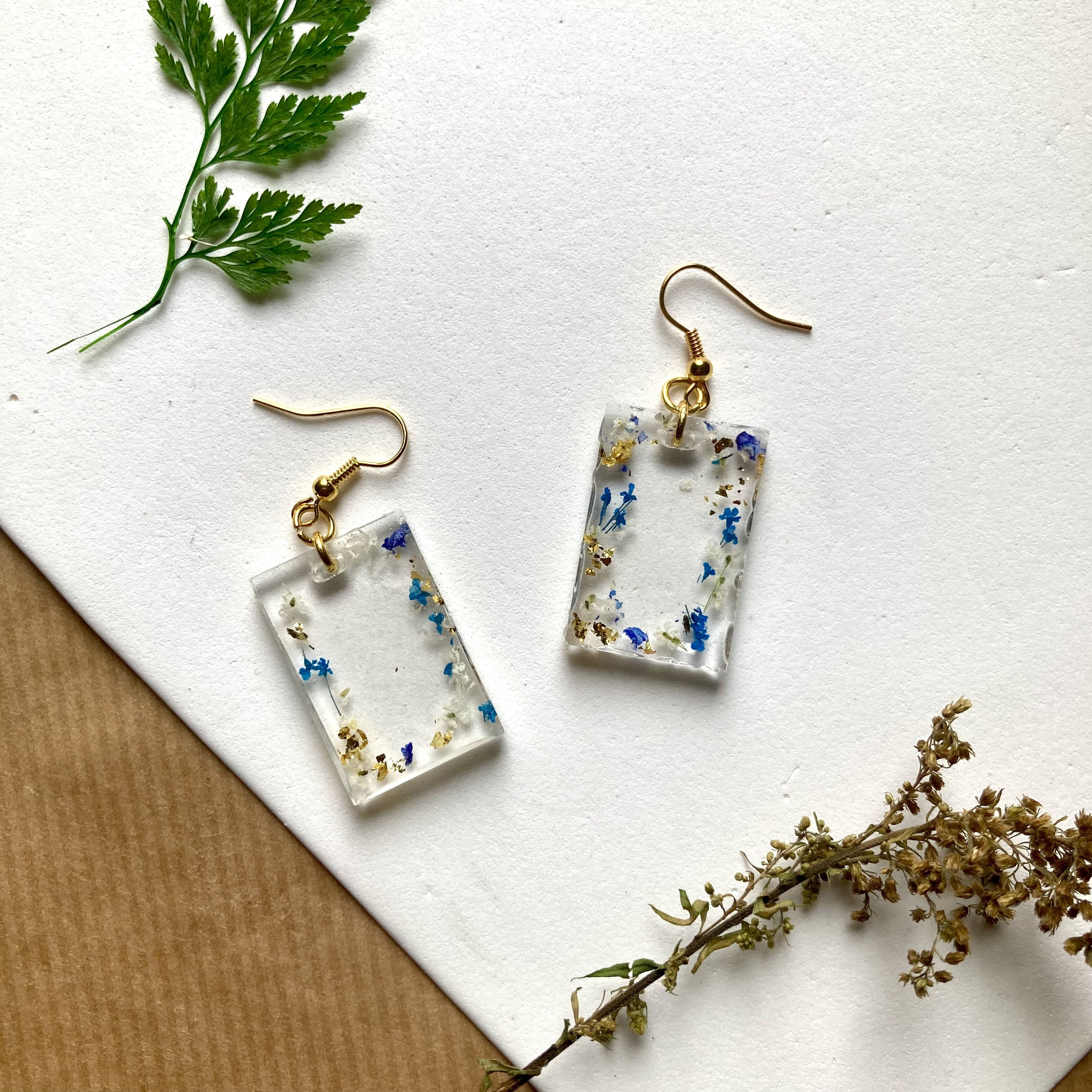 Handmade Floral Resin Earrings; Minimal Design, Pressed Flower, Boho, Statement Earrings, Geometric Shape, Simple, Detailed