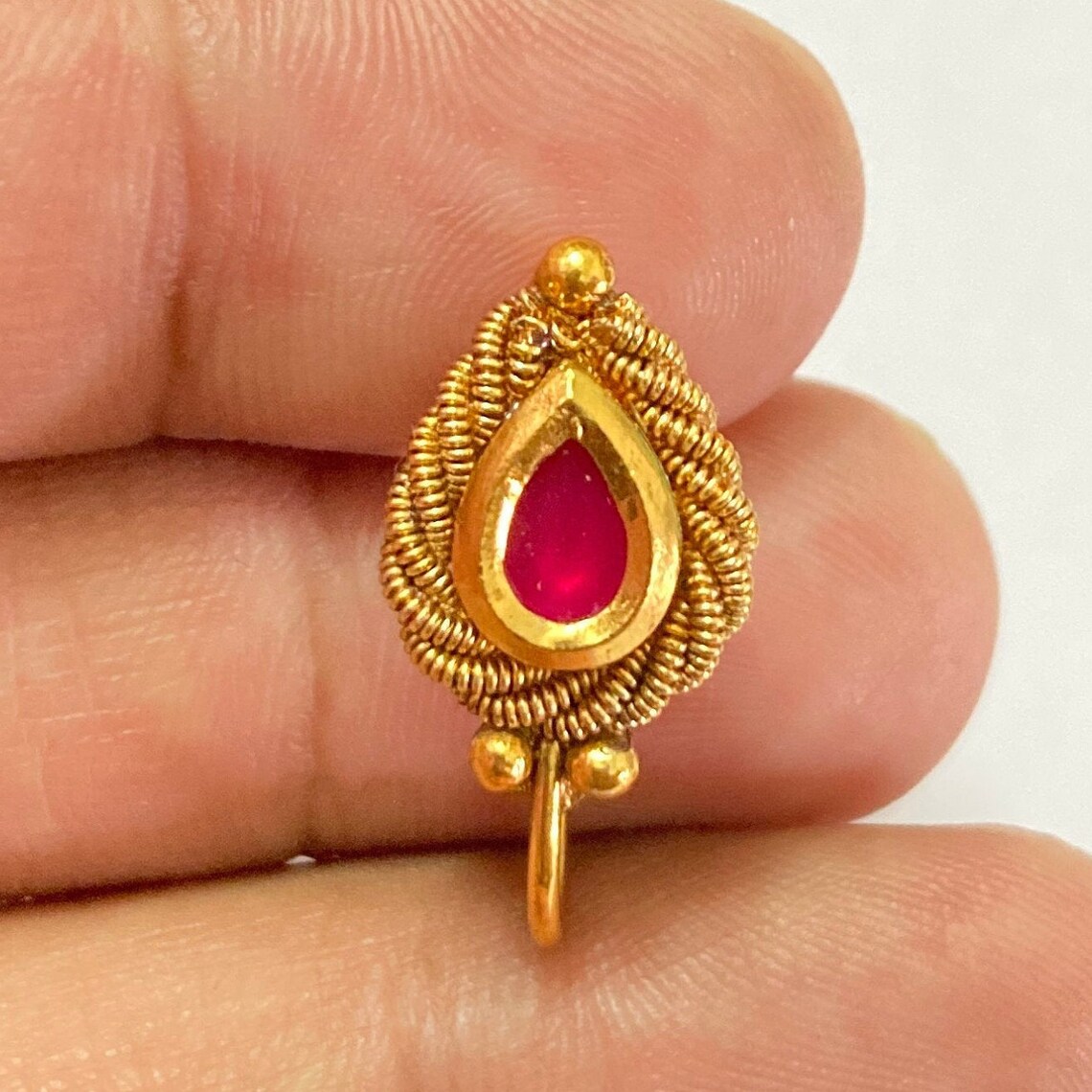 marathi nose ring name