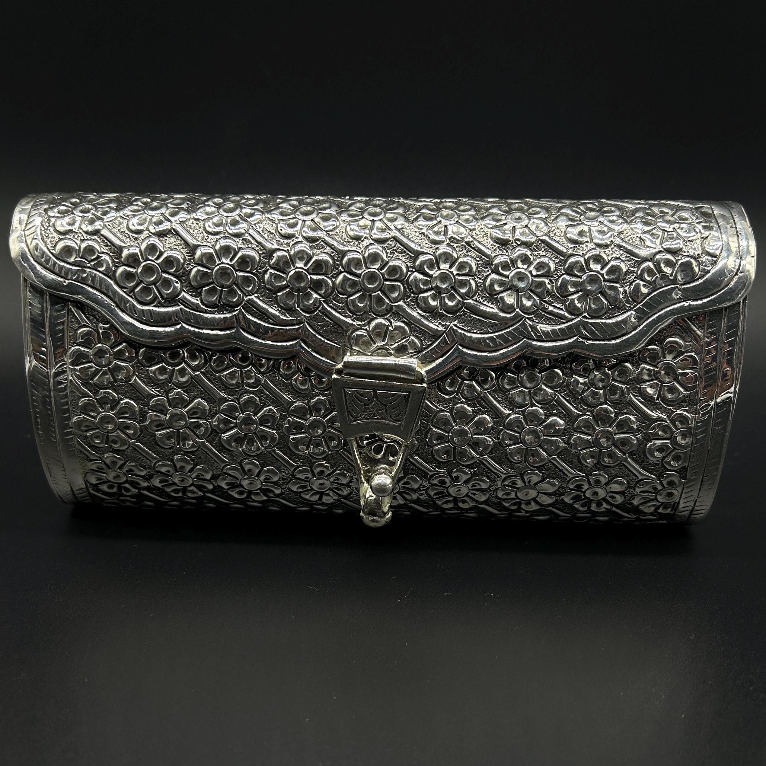 Silver clutch purse under $20 sale
