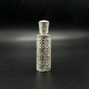 925 sterling silver , kajal box/casket box bridal Round shape sindhur box collection, container box, eyeliner box gifting.