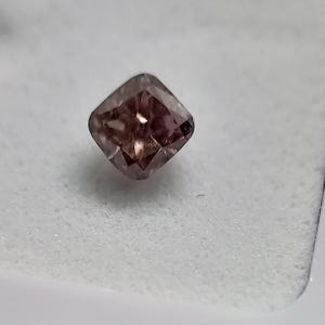 0,18 kt AUSTRALIAN Pink DIAMOND Natuurlijke kleur zonder getapte kleur Fancy paarsachtig roze kussen Clarity SI1 zeldzame gratis wereldwijde expresverzending