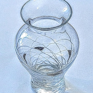 Lucka Glas Handblown Studio Art Glass Vase