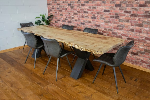 Pippy oak dining table deals