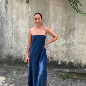 bias cut silk dress, Long Silk Dress, silk slip dress, silk maxi dress, off shoulder dress, black maxi dress, bustier dress silk, 1940s dress, wedding guest dress, silk evening gown, black silk strapless, strapless bias gown, floorlength dress