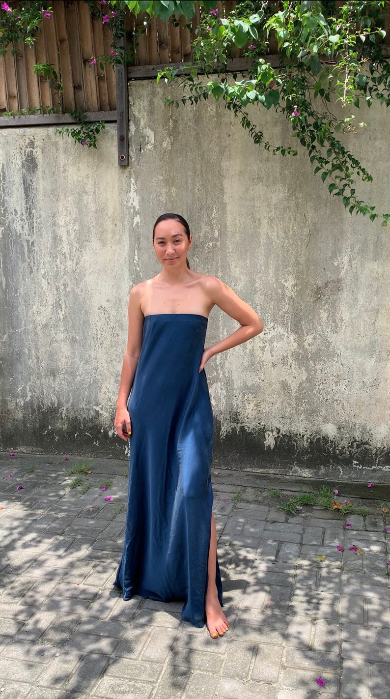 bias cut silk dress, Long Silk Dress, silk slip dress, silk maxi dress, off shoulder dress, black maxi dress, bustier dress silk, 1940s dress, wedding guest dress, silk evening gown, black silk strapless, strapless bias gown, floorlength dress