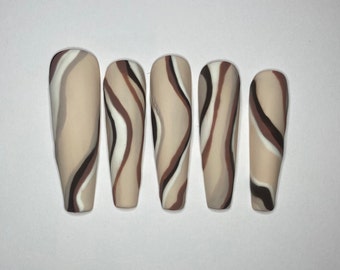 Mocha Swirl Nails