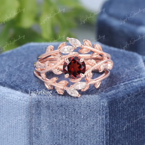 Unique Garnet Engagement Ring set for Women Vintage Engagement Ring Nature shops Inspired Leaf Ring Alternative Gemstone Ring Promise ring for her