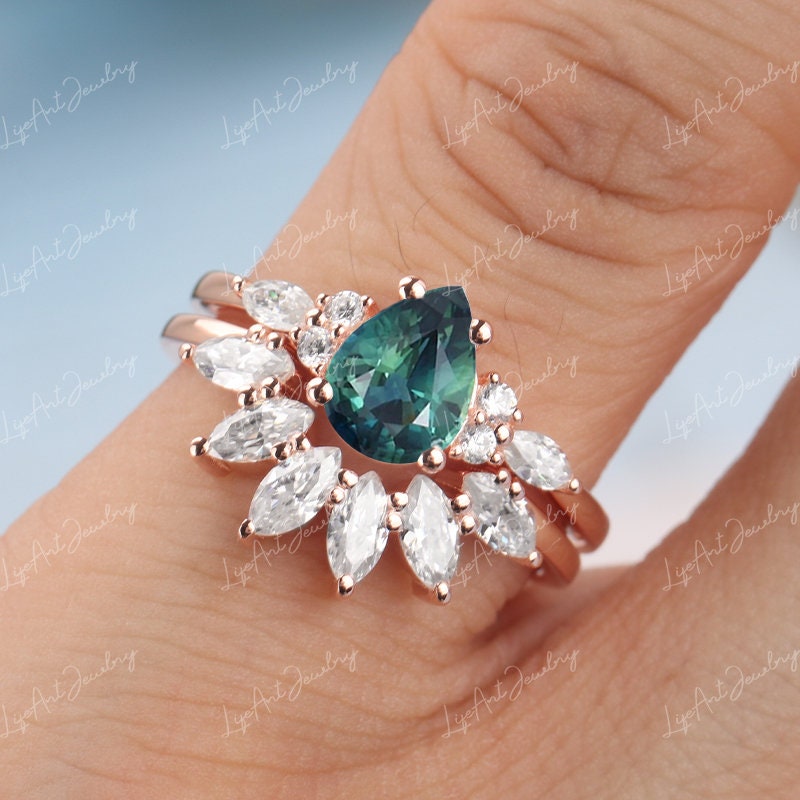 Pear Teal Sapphire Engagement Ring Vintage Yellow Gold Etsy