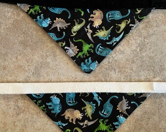 Dinosaur Dog Bandana - Adjustable Collar - Dog Bandana - Cute Dog Bandana - Dinosaur - Puppy Bandana - Bandana Dogs - Dog Gift - Pet Gift