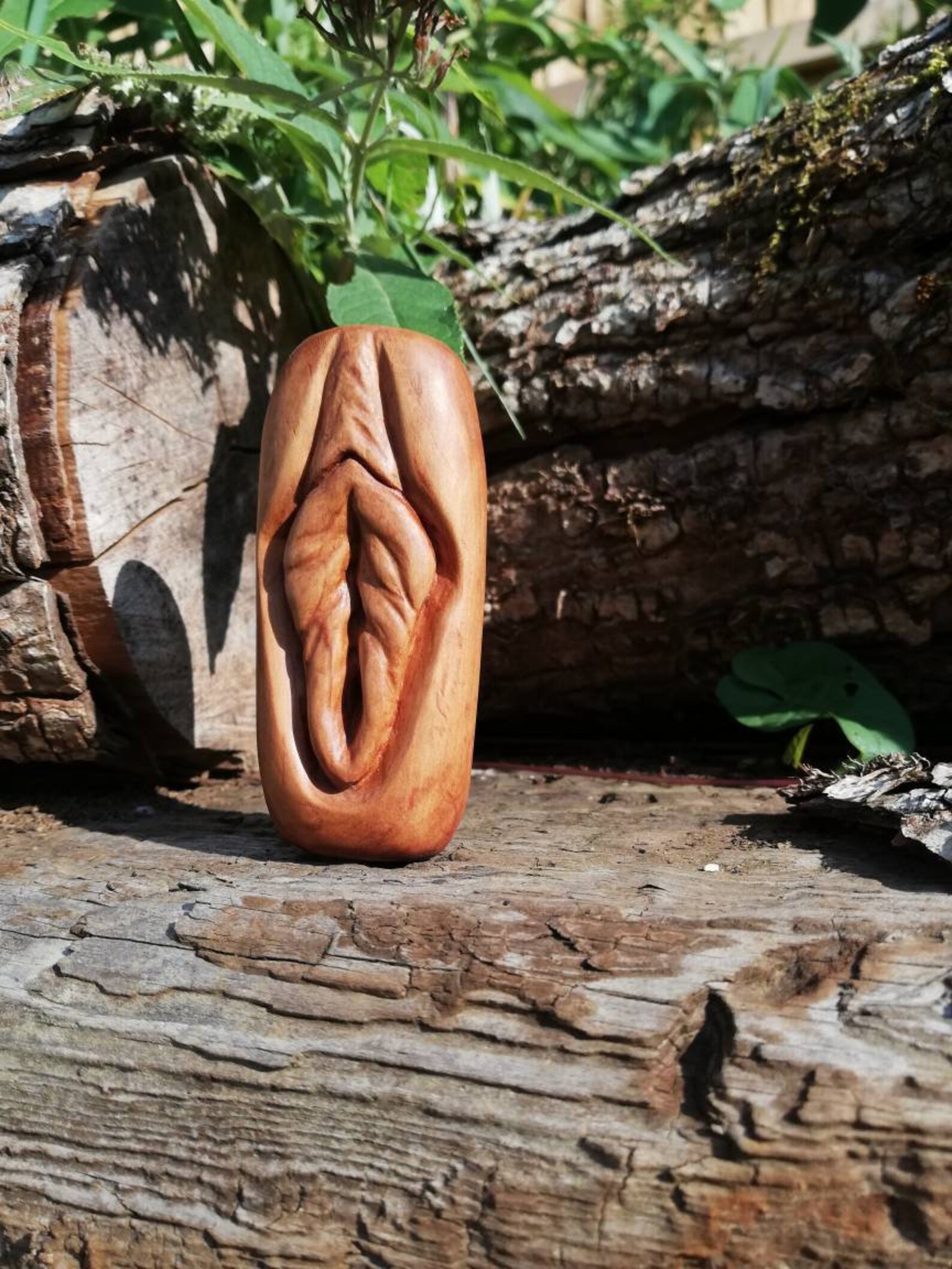 Small Wood Vulva Sculpture Etsy