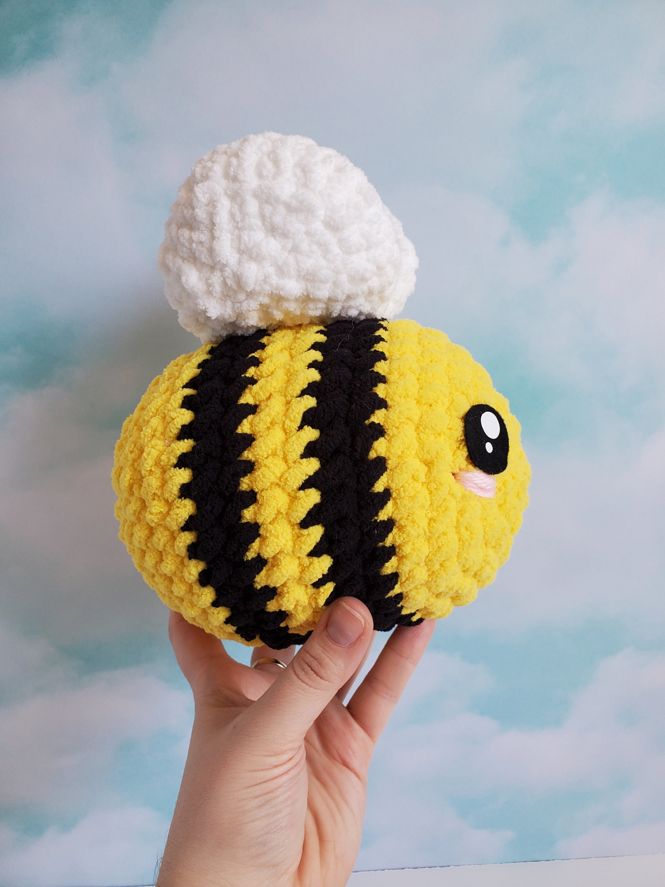 Medium Amigurumi Bee Crochet Bee Chunky Yarn Bee Stuffed | Etsy