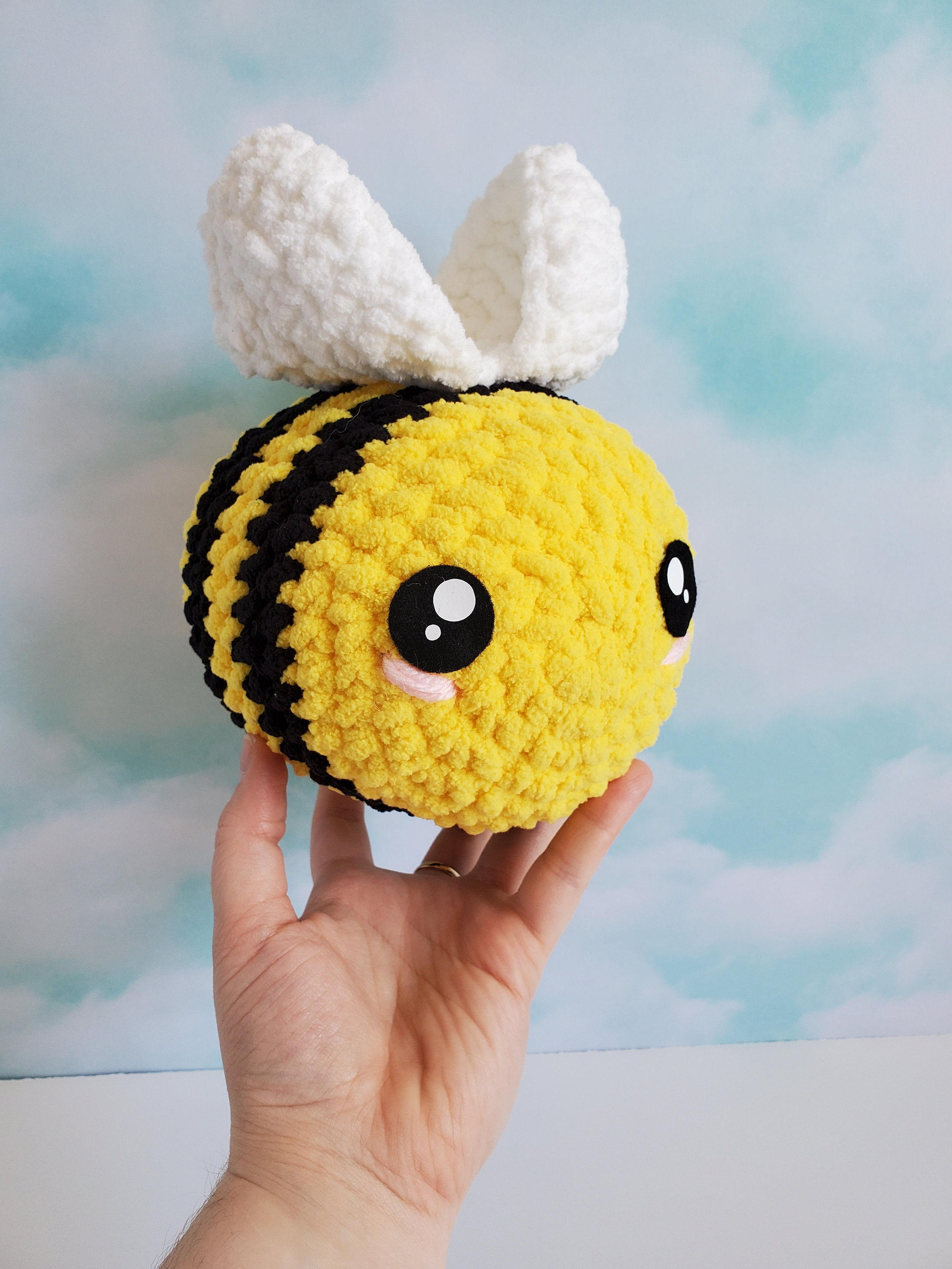 Medium Amigurumi Bee Crochet Bee Chunky Yarn Bee Stuffed | Etsy