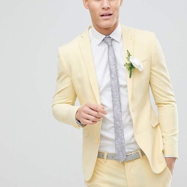 Mens Light Yellow Suits Stylish Groom 2 Piece Suits Wedding Party Wear Suits Summer Beach Suits 2 Button Men Classic Bespoke