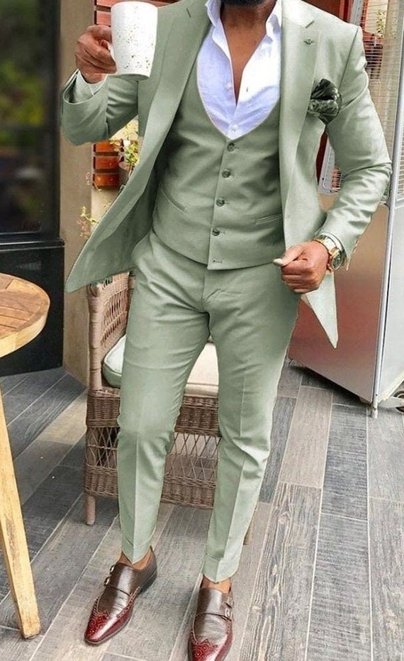 Suits tuxedos Collection Online - Rent Designer Mens Suits tuxedos for  Women and Men @Rentitbae.com