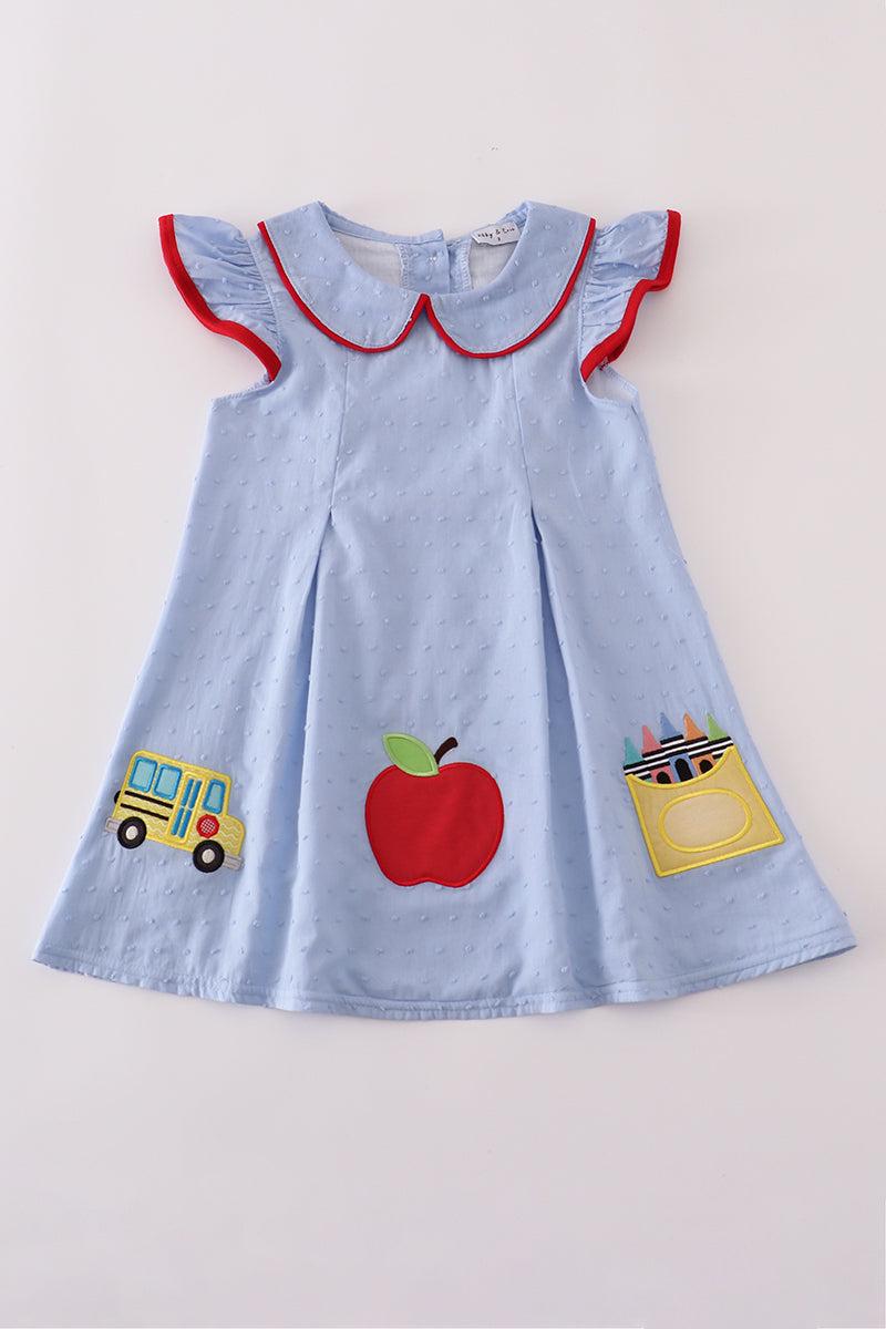 Abby & Evie Premium Blue Swiss Dot Apple Back To School BTS-jurk voor meisjes met borduursel geborduurde appliqué broer of zus bijpassende maat 8
