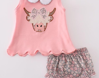 Abby & Evie Girl's Boutique Pink Highland Cow Aplikacja Haftowany Zestaw Bloomer Strój Pasujący Do Rodzeństwa