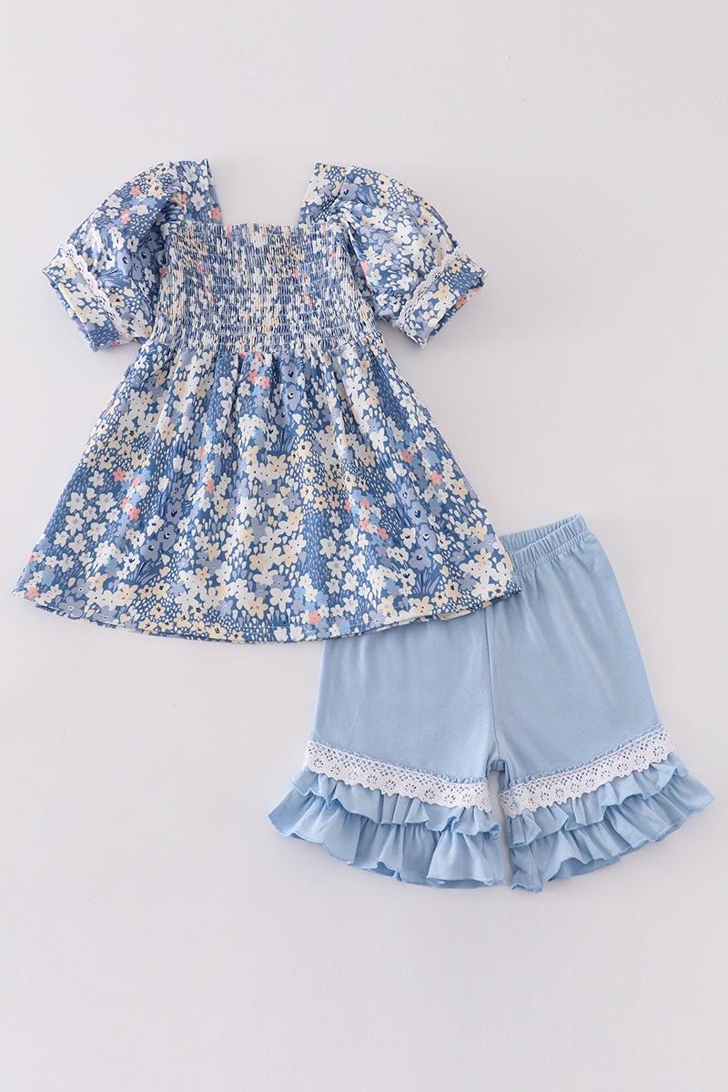 Abby & Evie Girl's Boutique Blue Delicate Floral Lace Smocked 2