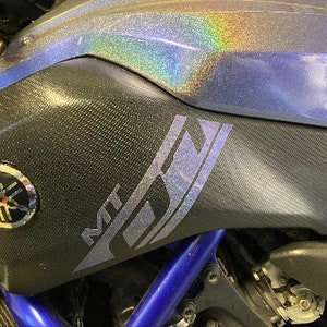 2x sticker MT07 / luchtinlaat / sticker / Yamaha