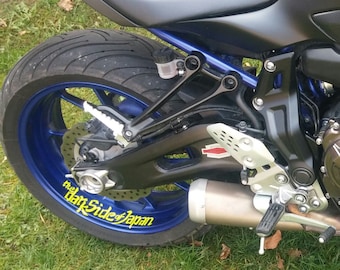 4X de donkere kant van… Yamaha MT07 vinyl wrap wrapping mt-07 velgstickers Wheelskins velgen Master of torque
